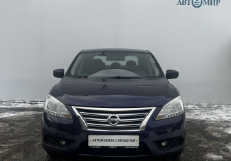 Подержанный автомобиль Nissan Sentra Sedan 2015 года (2 фото)