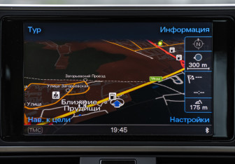 Подержанный автомобиль Audi A7 2013 года (18 фото)