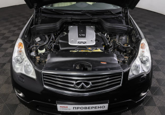 Подержанный автомобиль Infiniti EX 2012 года (9 фото)