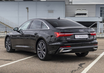Подержанный автомобиль Audi A6 Sedan 2024 года (8 фото)