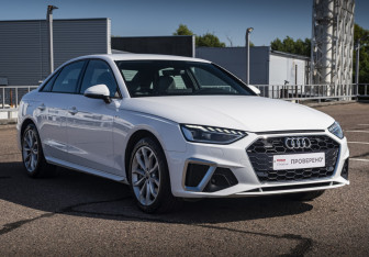 Подержанный автомобиль Audi A4 Sedan 2020 года (3 фото)
