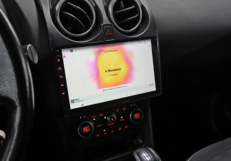 Подержанный автомобиль Nissan Qashqai 2012 года (17 фото)