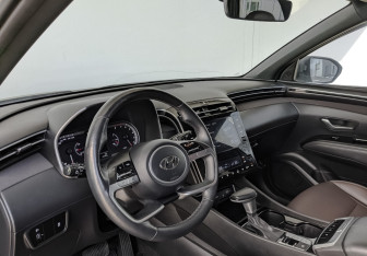 Подержанный автомобиль Hyundai Tucson 2023 года (14 фото)