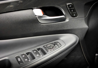 Подержанный автомобиль Hyundai Santa Fe 2022 года (22 фото)