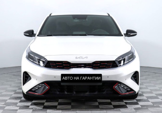 Подержанный автомобиль Kia Cerato Sedan 2021 года (2 фото)