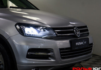 Подержанный автомобиль Volkswagen Touareg 2011 года (18 фото)