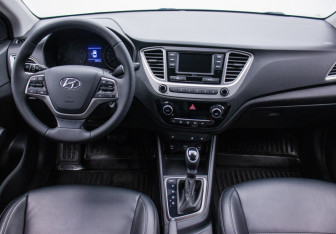 Подержанный автомобиль Hyundai Solaris Sedan 2019 года (13 фото)