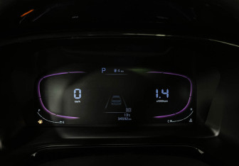 Подержанный автомобиль Kia K3 Sedan 2024 года (11 фото)