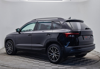 Подержанный автомобиль Skoda Karoq 2020 года (3 фото)