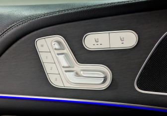 Подержанный автомобиль Mercedes-Benz GLE 2020 года (21 фото)