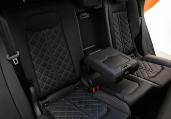 Подержанный автомобиль Audi SQ8 2024 года (22 фото)