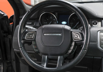 Подержанный автомобиль Land Rover Range Rover Evoque 2018 года (17 фото)