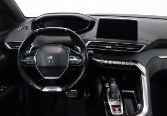 Подержанный автомобиль Peugeot 5008 Suv 2019 года (13 фото)