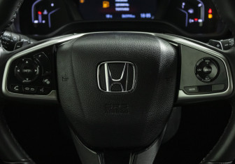 Подержанный автомобиль Honda CR-V 2019 года (12 фото)