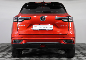 Подержанный автомобиль Changan UNI-S 2024 года (6 фото)