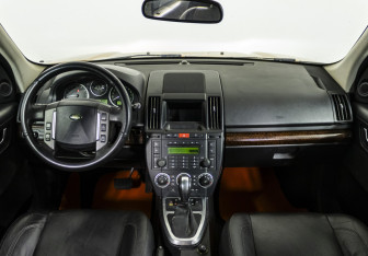 Подержанный автомобиль Land Rover Freelander 2007 года (13 фото)