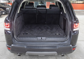 Подержанный автомобиль Land Rover Range Rover Sport 2013 года (10 фото)