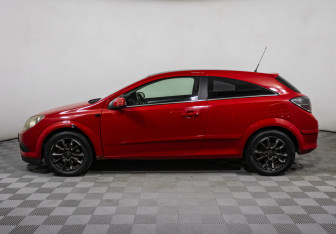 Подержанный автомобиль Opel Astra Hatchback 2008 года (8 фото)