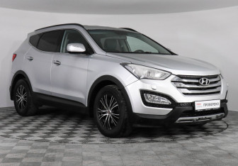 Подержанный автомобиль Hyundai Santa Fe 2013 года (3 фото)
