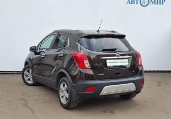 Подержанный автомобиль Opel Mokka 2013 года (7 фото)
