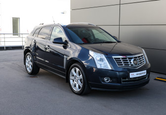 Подержанный автомобиль Cadillac SRX 2014 года (3 фото)