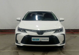 Подержанный автомобиль Toyota Corolla Hatchback 2023 года (2 фото)