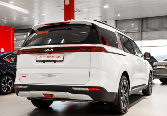 Новый Kia Carnival 2023 (5 фото)