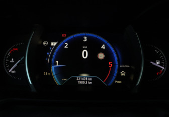 Подержанный автомобиль Renault Talisman Wagon 2017 года (25 фото)