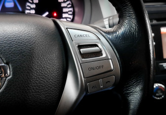 Подержанный автомобиль Nissan Teana 2014 года (25 фото)