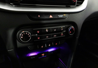 Подержанный автомобиль Kia Ceed Hatchback 2022 года (15 фото)