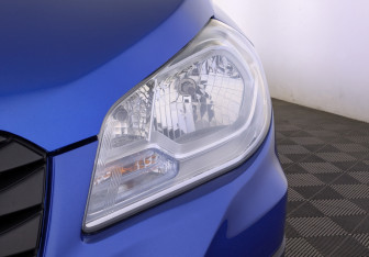 Подержанный автомобиль Suzuki SX4 Hatchback 2014 года (11 фото)