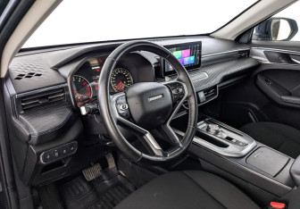 Подержанный автомобиль Haval Jolion 2023 года (14 фото)