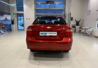 Подержанный автомобиль Chevrolet Aveo Sedan 2008 года (5 фото)