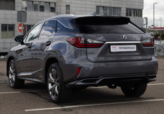 Подержанный автомобиль Lexus RX 2016 года (7 фото)