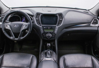 Подержанный автомобиль Hyundai Santa Fe 2013 года (13 фото)