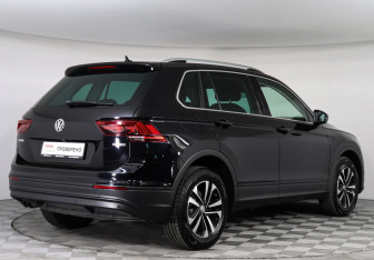 Подержанный автомобиль Volkswagen Tiguan 2019 года (5 фото)