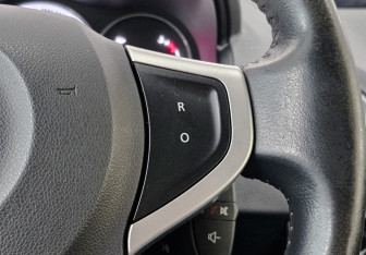 Подержанный автомобиль Renault Koleos 2013 года (26 фото)