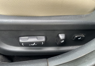 Подержанный автомобиль Kia Optima Sedan 2012 года (17 фото)