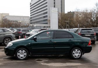 Подержанный автомобиль Toyota Corolla Sedan 2006 года (6 фото)