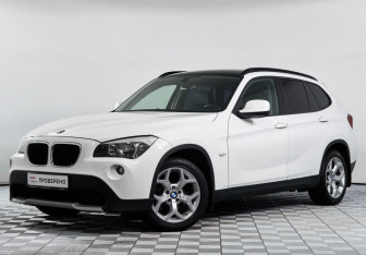 Подержанный автомобиль BMW X1 2011 года (1 фото)