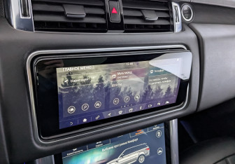 Подержанный автомобиль Land Rover Range Rover Sport 2021 года (26 фото)