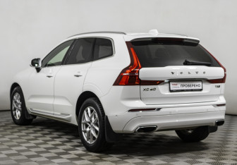 Подержанный автомобиль Volvo XC60 2019 года (7 фото)
