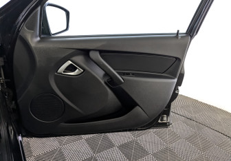 Подержанный автомобиль LADA (ВАЗ) Granta Sedan 2022 года (25 фото)