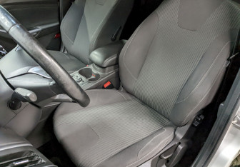 Подержанный автомобиль Ford Focus Wagon 2014 года (14 фото)