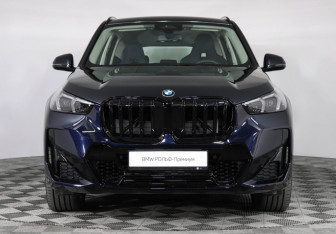 Новый BMW X1 2025 (3 фото)