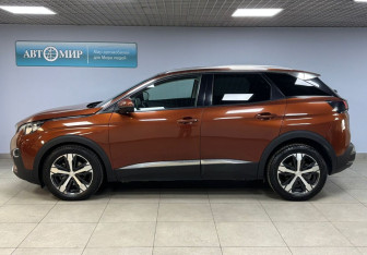 Подержанный автомобиль Peugeot 3008 2017 года (8 фото)