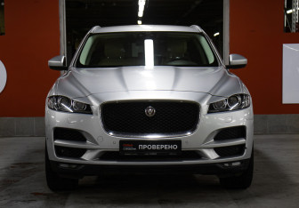 Подержанный автомобиль Jaguar F-Pace 2016 года (2 фото)