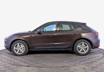 Подержанный автомобиль Porsche Macan 2016 года (8 фото)