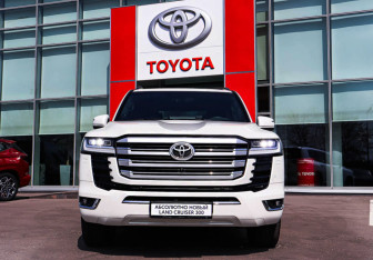 Новый Toyota Land Cruiser Suv 2025 (9 фото)