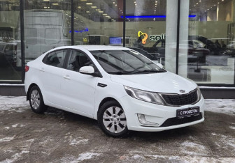 Подержанный автомобиль Kia Rio Sedan 2012 года (3 фото)